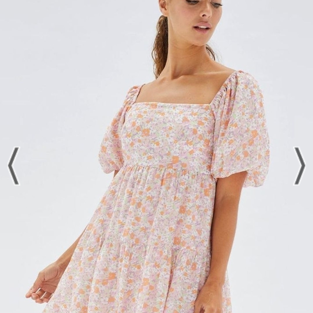 Mink Pink Versaille Mini Puff Sleeve Floral Dress Size Small New With Tags